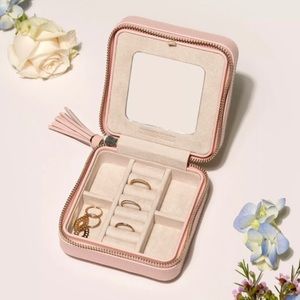 WOLF • Caroline Pink Rose Quartz Quilted Leather Travel Jewelry Case